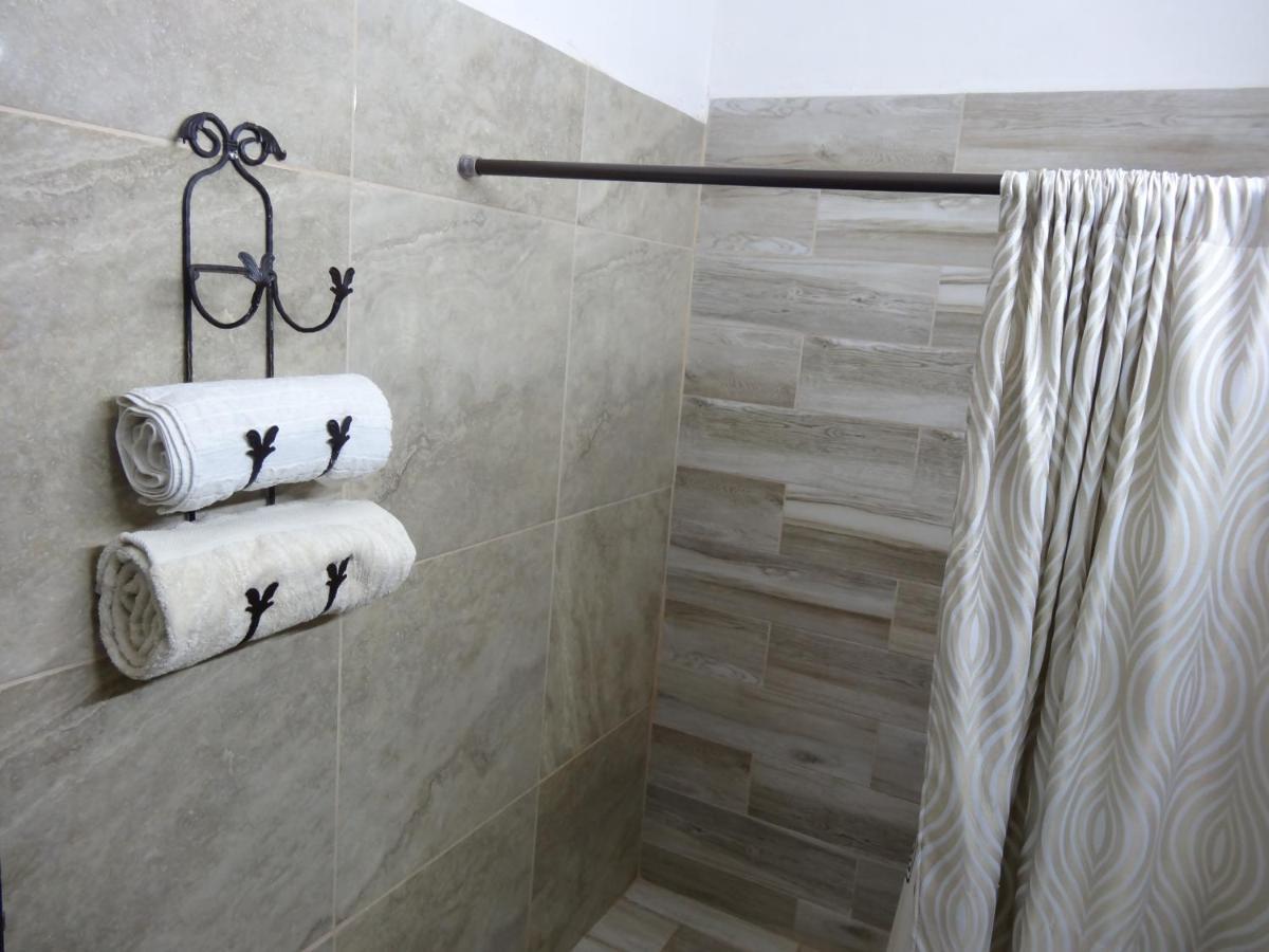 Habitaciones-Comodas-Aire-Wifi-Tv-Cerca De Playa-!!Excelente Precio II Manzanillo Exteriör bild